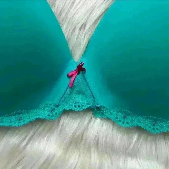 Victoria's Secret Angels Bra No Wire Plunge 34D - Picture 6 of 6